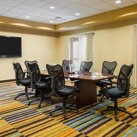 צ'יקטווואגה Fairfield Inn & Suites - Buffalo Airport מראה חיצוני תמונה