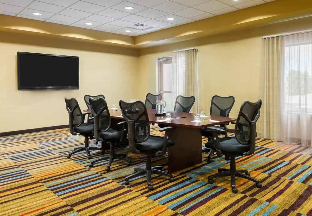 צ'יקטווואגה Fairfield Inn & Suites - Buffalo Airport מראה חיצוני תמונה