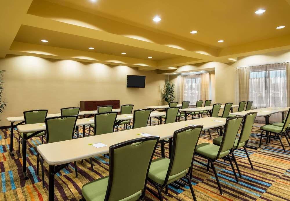 צ'יקטווואגה Fairfield Inn & Suites - Buffalo Airport מראה חיצוני תמונה