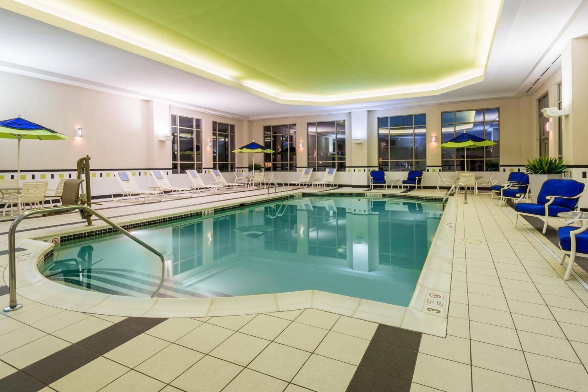 צ'יקטווואגה Fairfield Inn & Suites - Buffalo Airport מראה חיצוני תמונה